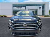 New 2025 Volkswagen Atlas SE image 2