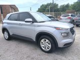 Used 2023 Hyundai Venue SE image 3