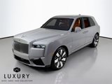 Used 2025 Rolls-Royce Cullinan image 2