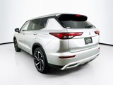 Used 2024 Mitsubishi Outlander SE Black Edition image 5