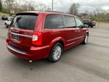 Used 2015 Chrysler Town & Country Touring-L w/ Driver Convenience Group image 5