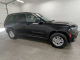 Certified 2022 Jeep Grand Cherokee Laredo w/ Luxury Tech Group I image 2