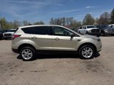 Used 2017 Ford Escape SE image 5