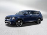 New 2025 Kia Telluride S image 3