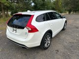 Used 2016 Volvo V60 T5 Cross Country image 4