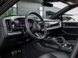 Certified 2025 Porsche Cayenne S image 4
