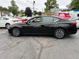 Used 2023 Nissan Altima 2.5 SV image 2