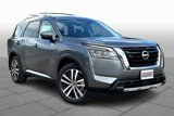 New 2025 Nissan Pathfinder Platinum image 2