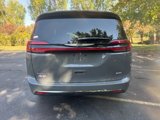 New 2025 Chrysler Pacifica Select image 5