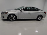 Used 2022 Nissan Altima 2.5 SV image 2