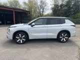 New 2025 Mitsubishi Outlander SEL image 4