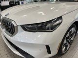 Used 2025 BMW i5 xDrive40 w/ Premium Package image 4