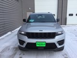 New 2025 Jeep Grand Cherokee Laredo image 3
