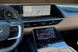 Used 2025 INFINITI QX80 Sensory image 6