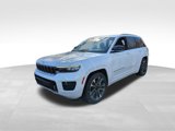 New 2025 Jeep Grand Cherokee Overland image 4