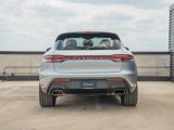 Certified 2025 Porsche Macan image 6