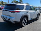New 2025 Nissan Pathfinder Platinum image 4