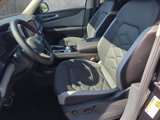New 2025 Volkswagen Atlas Peak Edition SE image 4