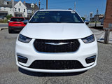 New 2025 Chrysler Pacifica Pinnacle image 2