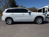 Used 2017 Volvo XC90 T6 Momentum image 6