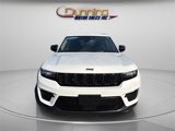 Used 2023 Jeep Grand Cherokee Limited w/ Black Appearance Package image 5