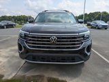 Used 2024 Volkswagen Atlas SE w/ Panoramic Sunroof Package image 2