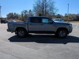 New 2025 Nissan Frontier SV w/ SV Convenience Package image 2