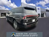 New 2025 Lincoln Navigator Reserve image 4