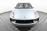 Used 2025 Porsche Macan image 2