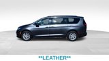 Used 2022 Chrysler Pacifica Touring-L image 3