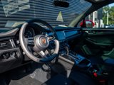 Used 2025 Porsche Macan image 4