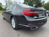 Used 2017 BMW 750i xDrive image 3