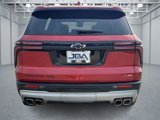 Used 2024 Chevrolet Traverse Z71 image 5