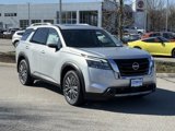 New 2025 Nissan Pathfinder SL w/ SL Premium Package image 3