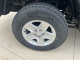 Used 2023 Jeep Gladiator Sport image 5