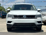 Used 2018 Volkswagen Tiguan SE image 2
