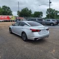 Used 2023 Nissan Altima 2.5 SV w/ SV Premium Package image 6