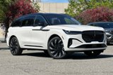 New 2025 Lincoln Nautilus Black Label w/ Jet Appearance Package image 2