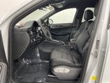 Certified 2025 Porsche Macan Turbo image 5