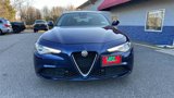 Used 2017 Alfa Romeo Giulia AWD image 3