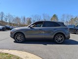 Used 2022 Porsche Cayenne image 3