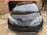 Used 2014 Toyota Sienna XLE w/ Entertainment Package image 2