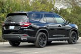 New 2025 Honda Pilot Black Edition image 5