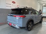 New 2025 Nissan Pathfinder Platinum image 3