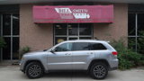 Used 2019 Jeep Grand Cherokee Limited image 2