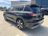 New 2025 Mitsubishi Outlander SE image 4