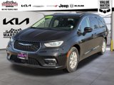 Used 2022 Chrysler Pacifica Touring-L image 1