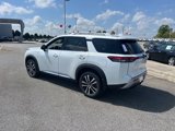 New 2025 Nissan Pathfinder Platinum image 4
