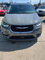 Used 2022 Chrysler Pacifica Limited image 3