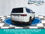 Used 2023 Jeep Wagoneer L Series III w/ Preferred Equipment Group image 3